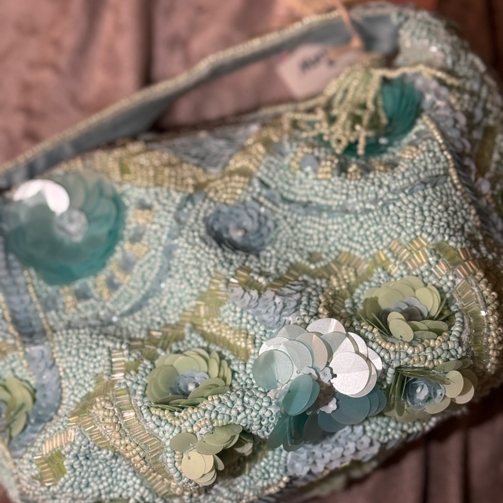 Elegant Beaded Floral Women's Bag